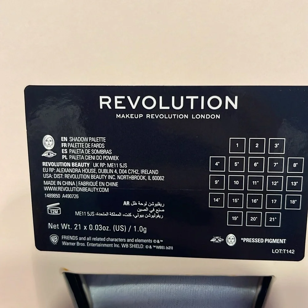 Revolution nwt friends